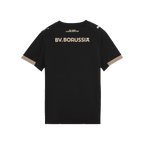 Maglietta nera a maniche corte, con strisce dorate sui polsini, scritta “BV.BORUSSIA” in oro sul retro e riferimento al centenario dello stadio Rote Erde, logo Puma sulle spalle.