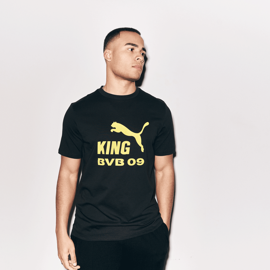 黑色BVB 09 King标志T恤，配有黄色Puma标志和字样，是多特蒙德球迷的完美之选。