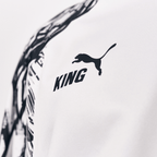 Maglia bianca del BVB con logo PUMA nero e scritta KING, design moderno con dettagli neri.