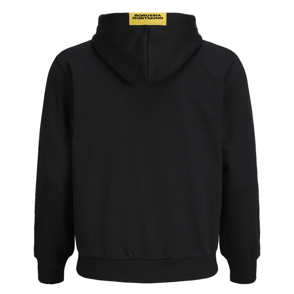 La giacca in felpa nera Essentials II del BVB si presenta, vista da dietro, con il cappuccio e un dettaglio giallo del Borussia Dortmund sulla nuca.