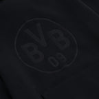 Felpa con cappuccio nera del BVB Heat II con logo BVB 09 leggermente in rilievo, vista dettagliata.