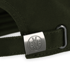 Grüne BVB Cap für Kinder aus der Sesamstraße-Kollektion mit verstellbarem Metallverschluss und BVB-Logo.