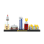 Modello in miniatura dello skyline di Dortmund con simboli della città come il SIGNAL IDUNA PARK e il Dortmunder U in stile LEGO su una base nera con la scritta BVB.