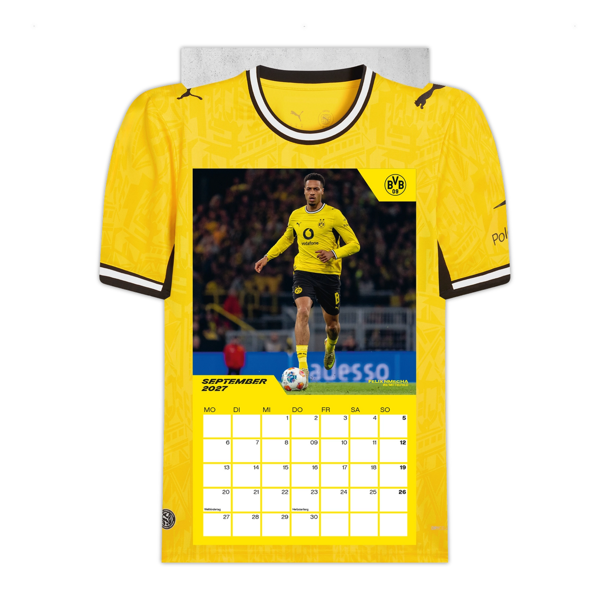 BVB-Trikotkalender 2027 in Form eines gelben Trikots mit September-Kalenderblatt und Spielfoto eines BVB-Profis im SIGNAL IDUNA PARK.