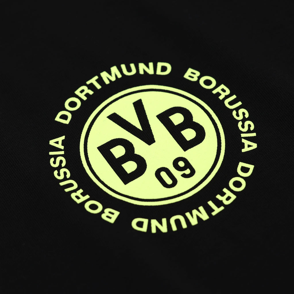 Schwarzer Kinder-Hoodie mit Kapuze in der Rückansicht, geeignet als Fanartikel von Borussia Dortmund.
