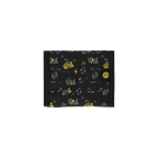 Portamonete nero per bambini con motivo nero e giallo, logo BVB giallo e motivo decorativo a forma di pallone da calcio.