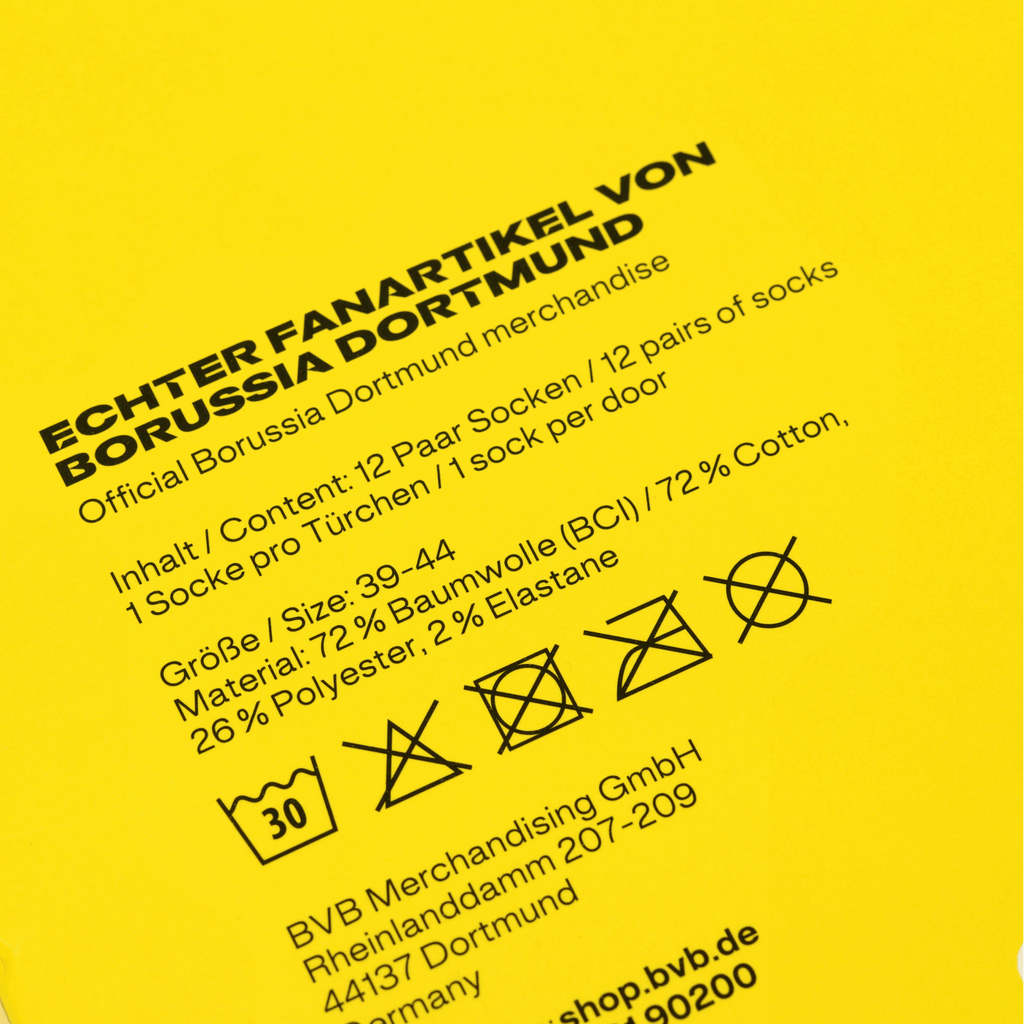 BVB ソックスカレンダー 2026。12足のソックスが、各扉の後ろに個別に梱包され、黒と黄色のデザインボックスに入っています。
