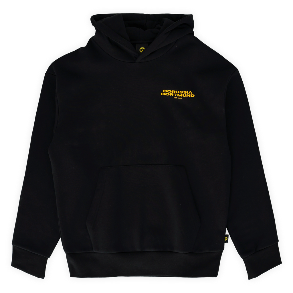 Schwarzer BVB Urban Hoodie mit gelbem Borussia Dortmund-Schriftzug auf der Brust und Kapuze, Produktansicht von vorne.