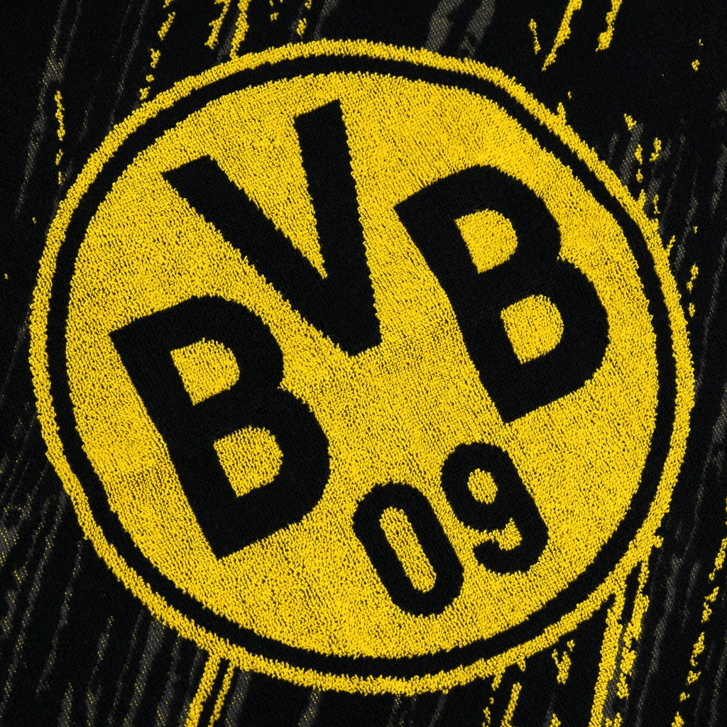 Toalla del BVB en negro y amarillo con el llamativo logotipo del BVB y un diseño tricolor, ideal para los aficionados del Borussia Dortmund.
