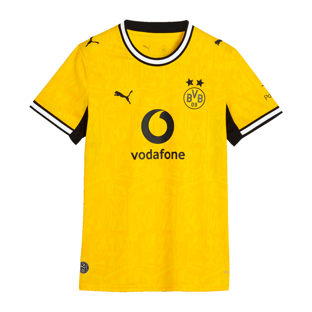 La camiseta de local del BVB 26-27 para mujer, en negro y amarillo, con el logotipo de PUMA, el escudo del BVB y el logotipo de Vodafone, de manga corta y con un diseño moderno, perfecta para las aficionadas del Borussia Dortmund.