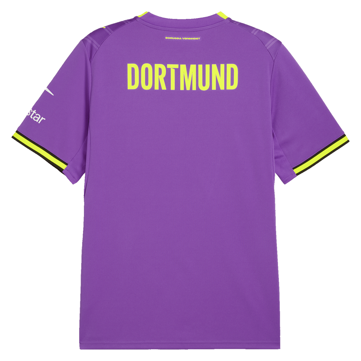 26-27シーズンのBVBの紫色のアウェイユニフォームの背面。黄色い「Dortmund」の文字と、袖に黄色いストライプが入っています。