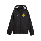 这款黑色多特蒙德（BVB）儿童训练夹克适合各种天气条件，正面饰有黄色多特蒙德（BVB）徽章和PUMA标志。