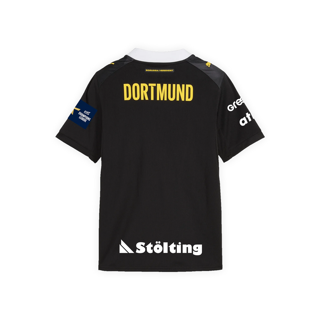 Das BVB-Auswärtstrikot 26-27 für Kinder in schwarzgelb, mit Rückansicht, gelbem 'DORTMUND'-Schriftzug, BVB-Logo und Sponsorenlogos.