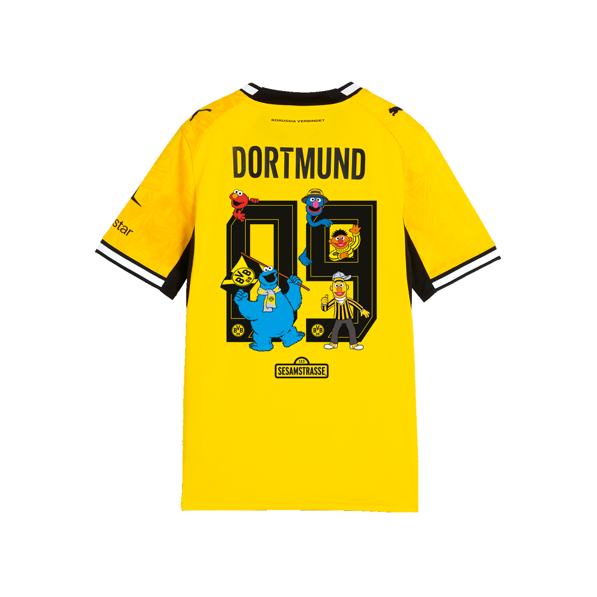 Das gelbe BVB-Heimtrikot der Saison 26-27 für Kinder zeigt in der Rückansicht ein Sesamstraße-Motiv mit BVB- und Sesamstraße-Logos sowie der Aufschrift 'DORTMUND'.