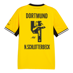 2026/2027シーズンのBVBレディース用黒と黄色のホームユニフォーム。背面に選手名「N. Schlotterbeck」と背番号「4」が入った後ろ姿。